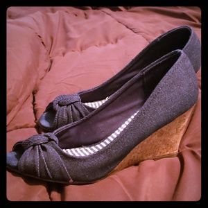 American Eagle Wedges size 8 1/2